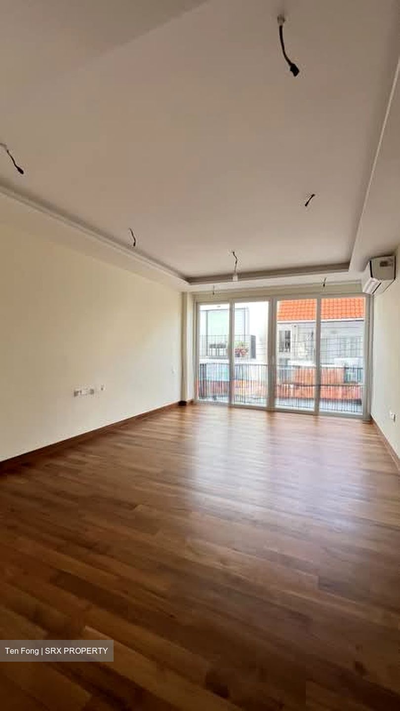 Opera Estate (D15), Terrace #598675241